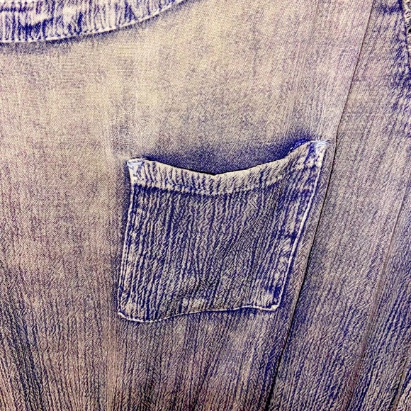 EarthBound XL WOMENS Blouse. Very delicate lightweight material - Picture 6 of 6